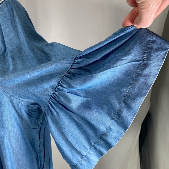 Crown & ivy boho top w embroidered embellishments Boho hippie resortwear large. - Picture 4 of 7